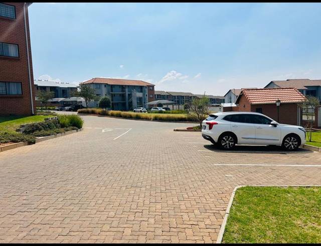 2 BEDROOM APARTMENT FOR SALE IN SAGEWOOD